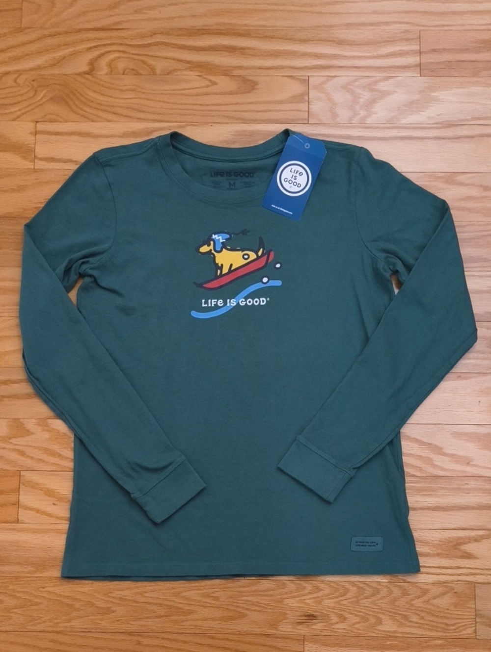 Life is Good Long-Sleeve Sledding Dog Tee Size M NWT